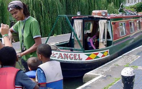 canal-boat-trips-london-005